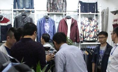 石獅服裝網批中心 入駐率百分百，開啟線上批發新篇章